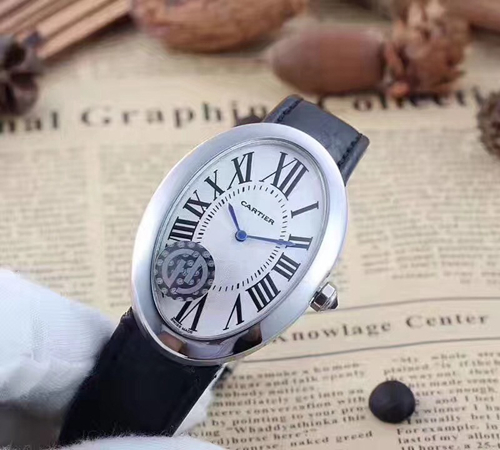 カルティエ時計正面デザイン